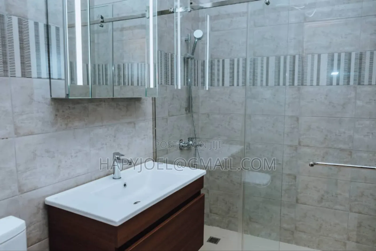 Furnished 3bdrm Apartment in Airport Residential Area for sale