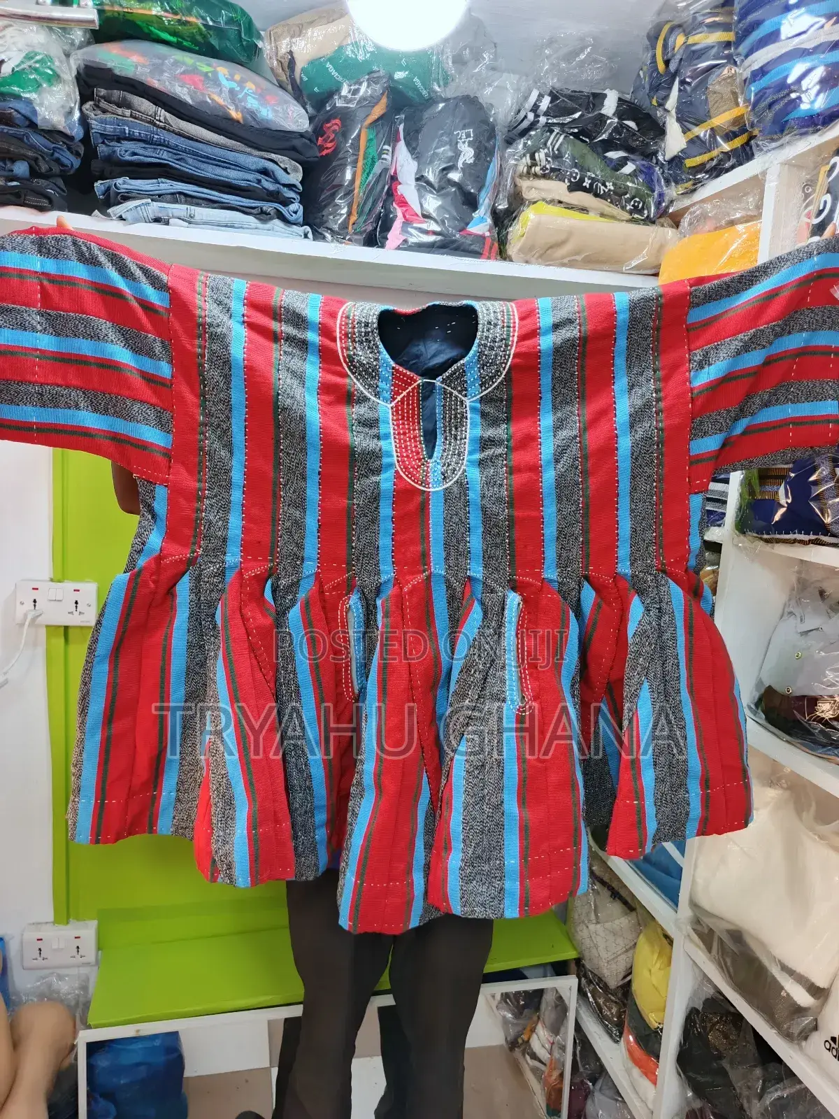Make Your Mark/One Smock At A Time