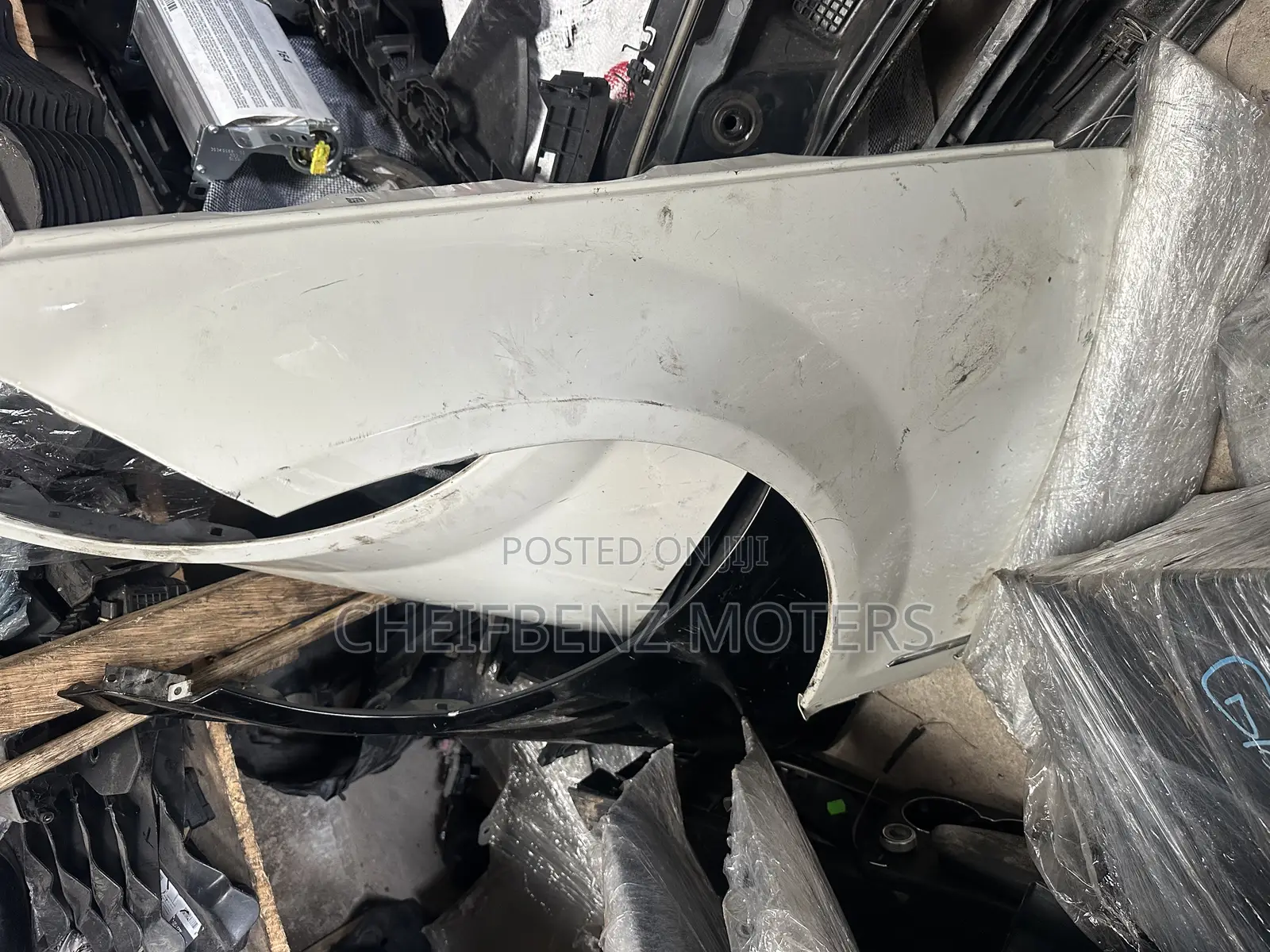 Mercedes Benz C250 2013-2014 Fenders Available