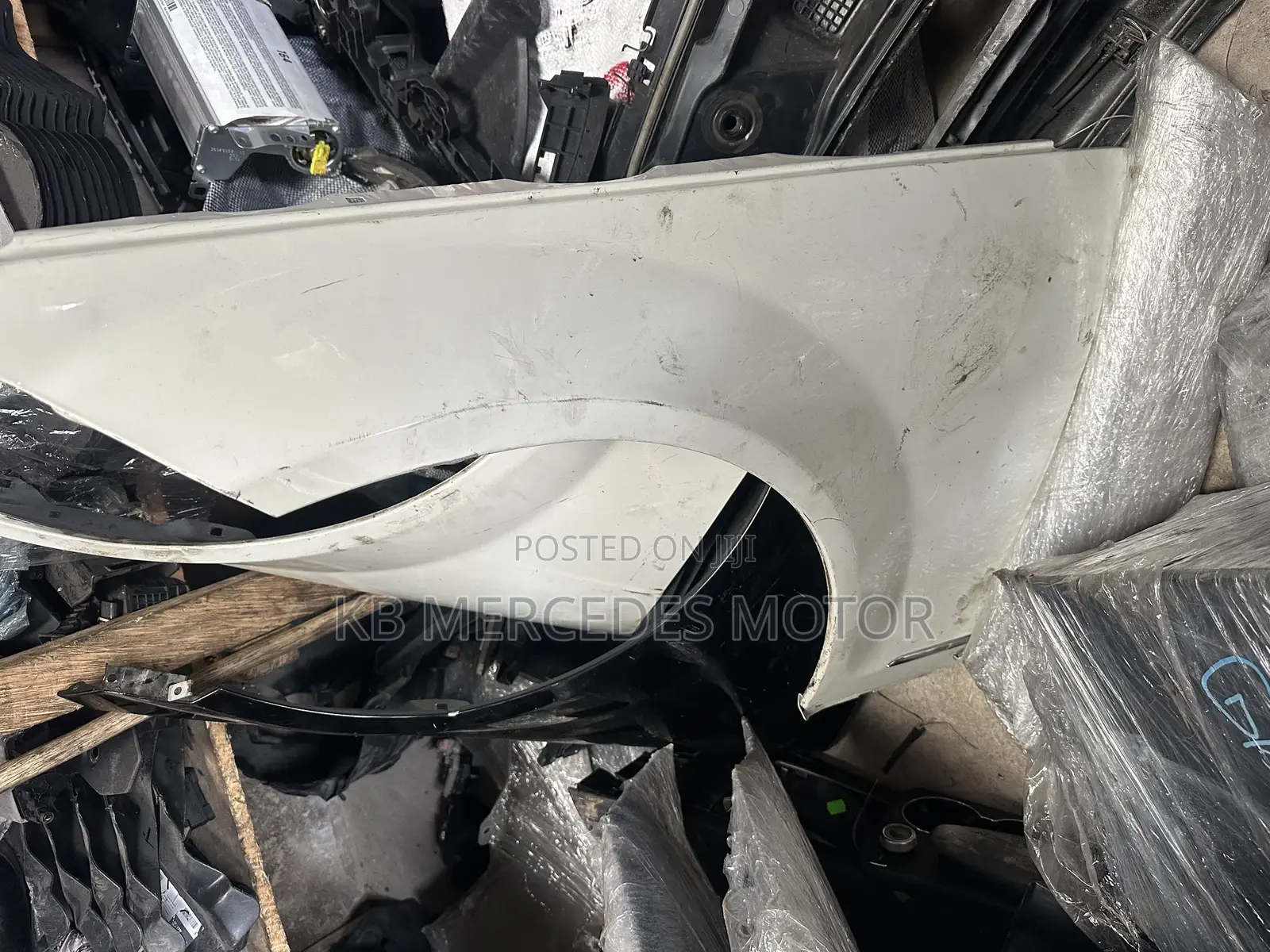 Mercedes Benz C250 2013-2014 Fenders Available