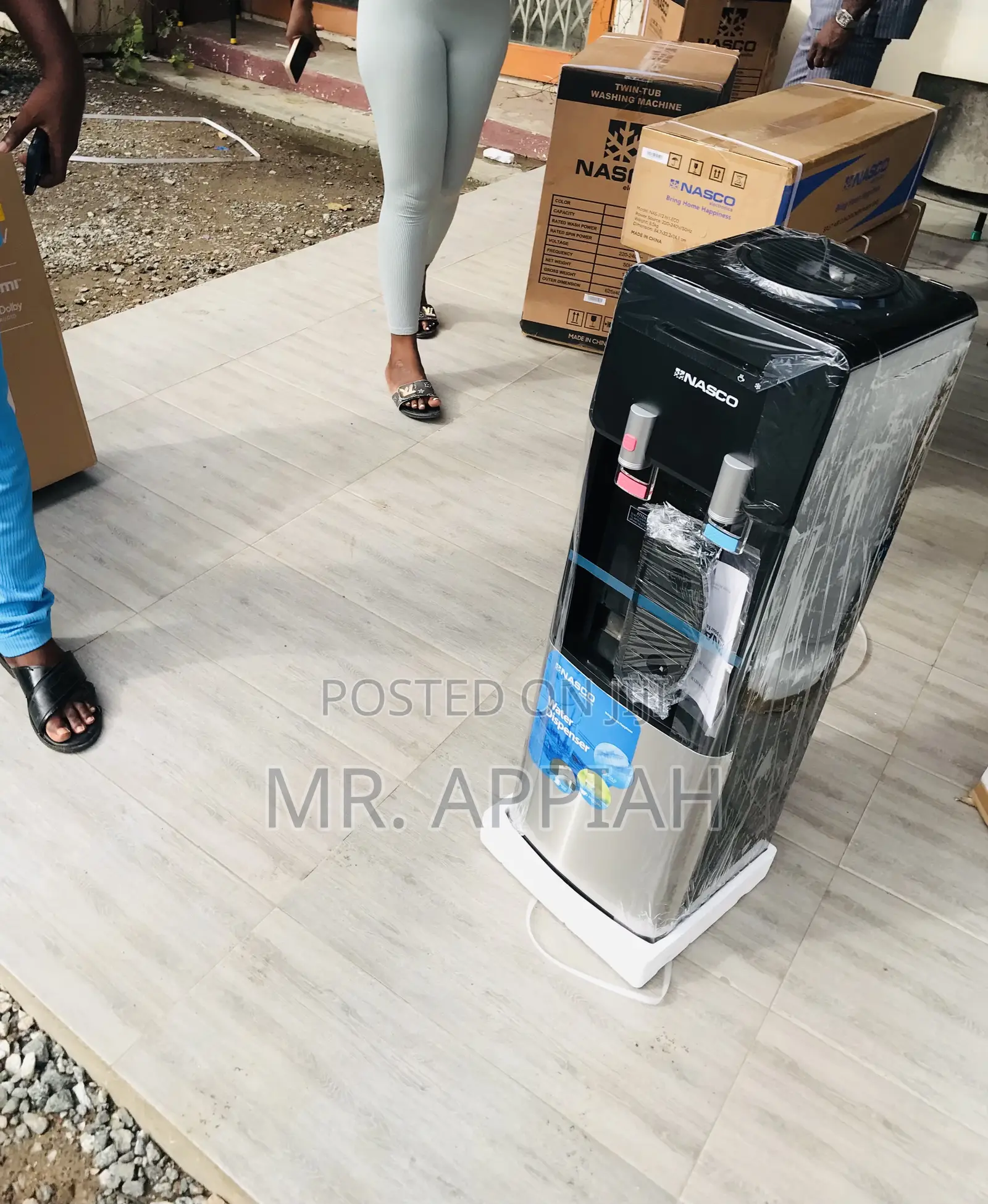 Beautiful Made NascoWd Nas-Yl-1115 Hot/Cold Water Dispenser