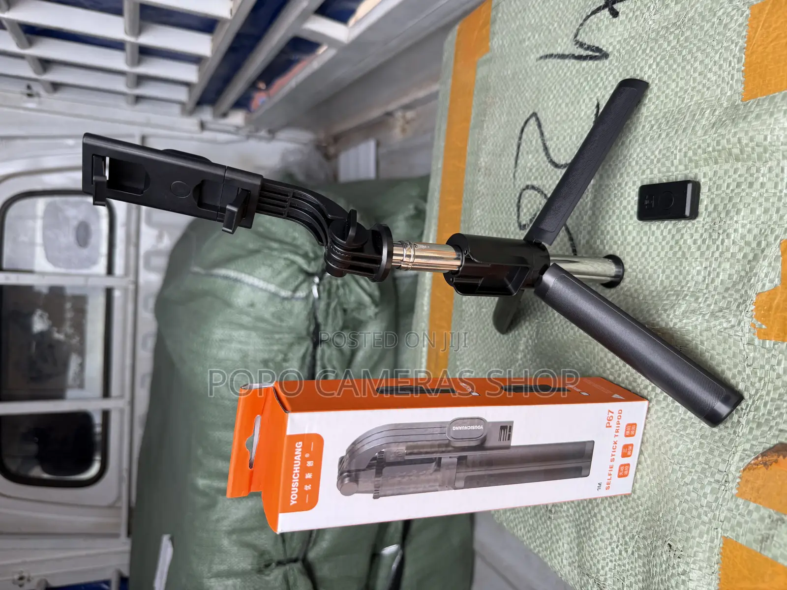 P67 Extendable Selfie Stick With Remote Control