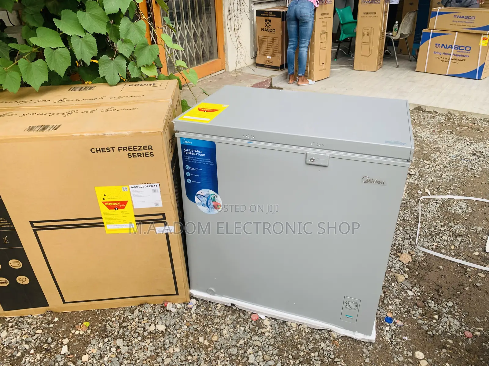 Midea 198 Litres Chest Freezer