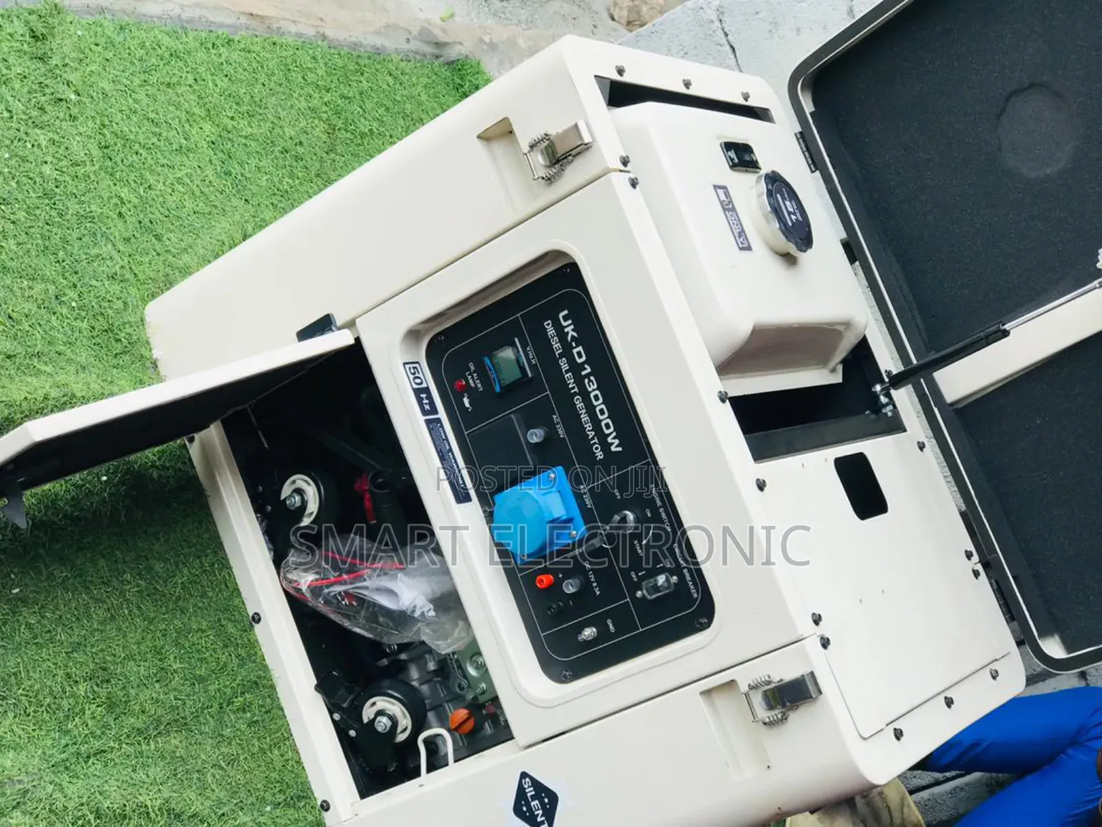 High Performance Generator Uk Model Standard D13000w Silent