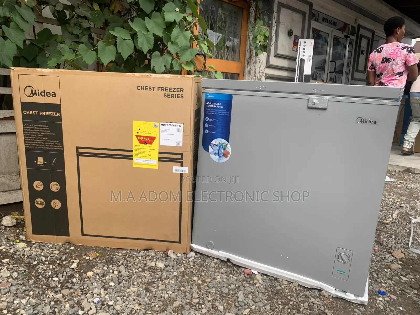 Low Energy Consumption Midea Chest Freezer 198 Litres