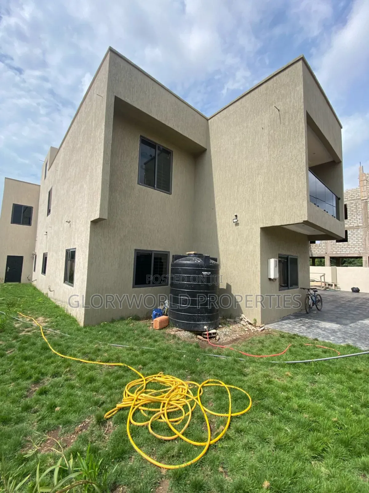 4bdrm Apartment in Tseaddo for sale