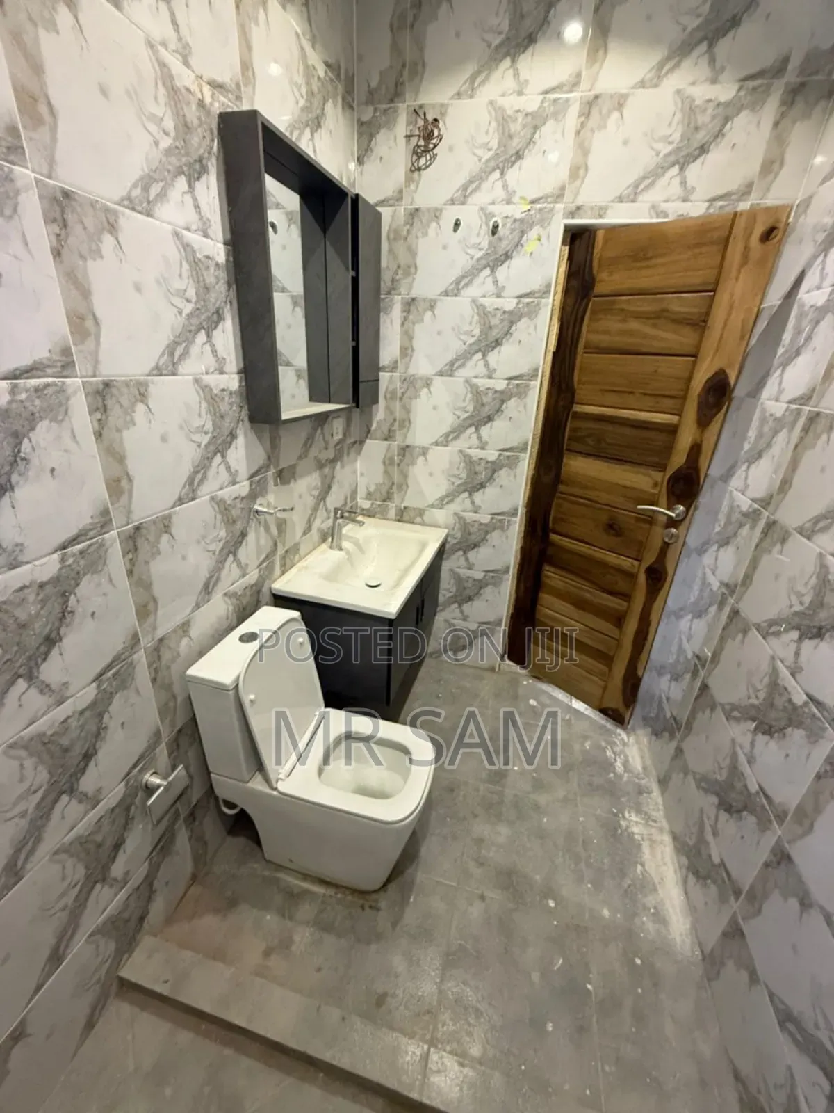 3bdrm House in Ablekuma Odumase for sale
