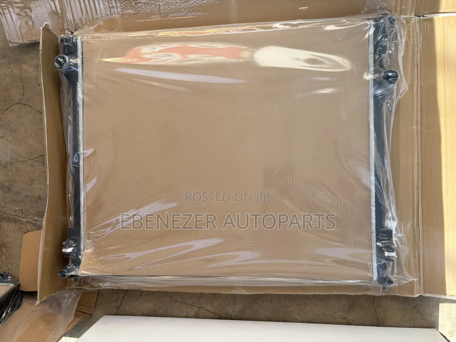 Highlander Radiator Tank 2020 2021 2022 2023