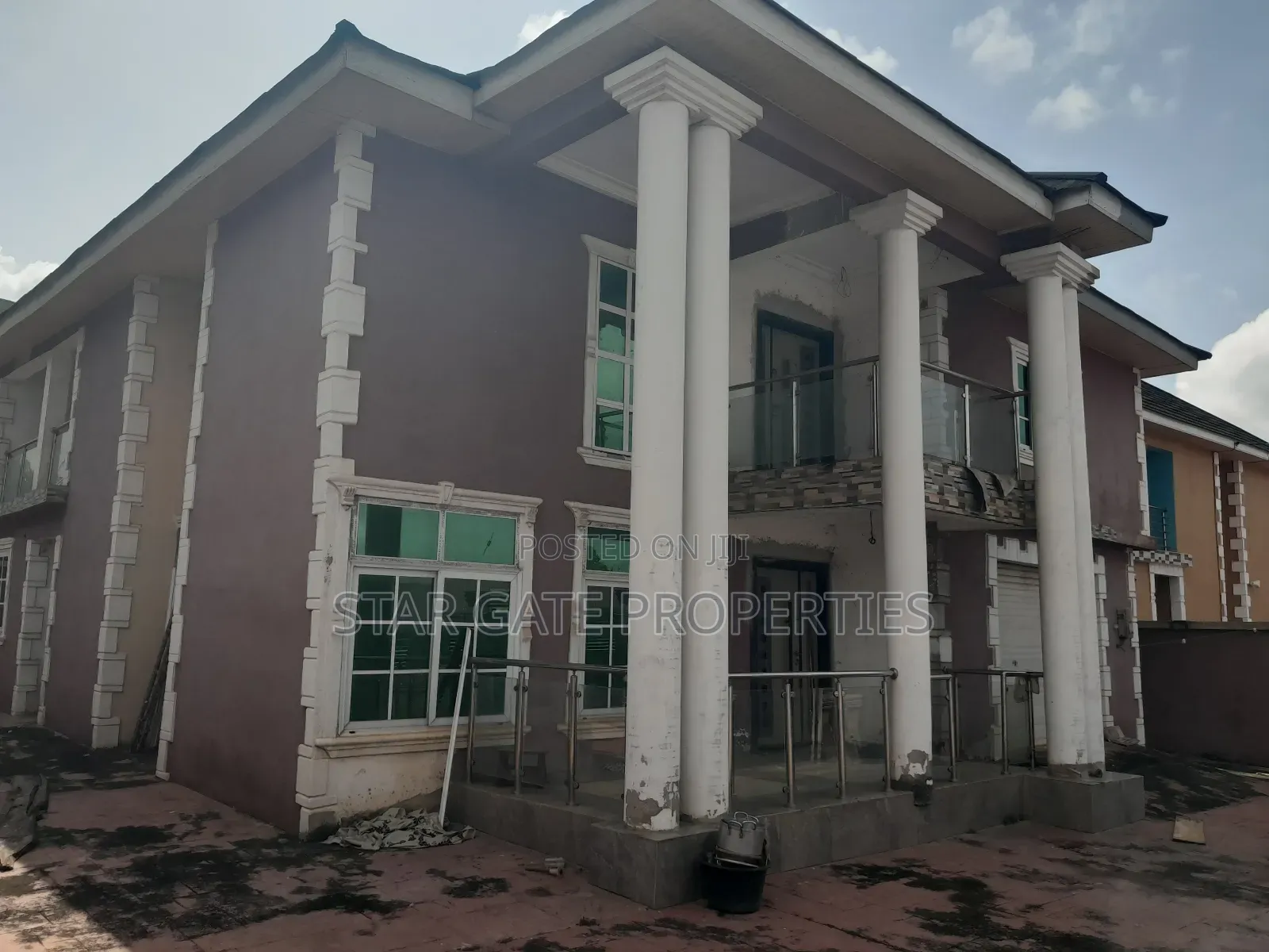 5bdrm House in Tech Ayigya, Kumasi Metropolitan for sale