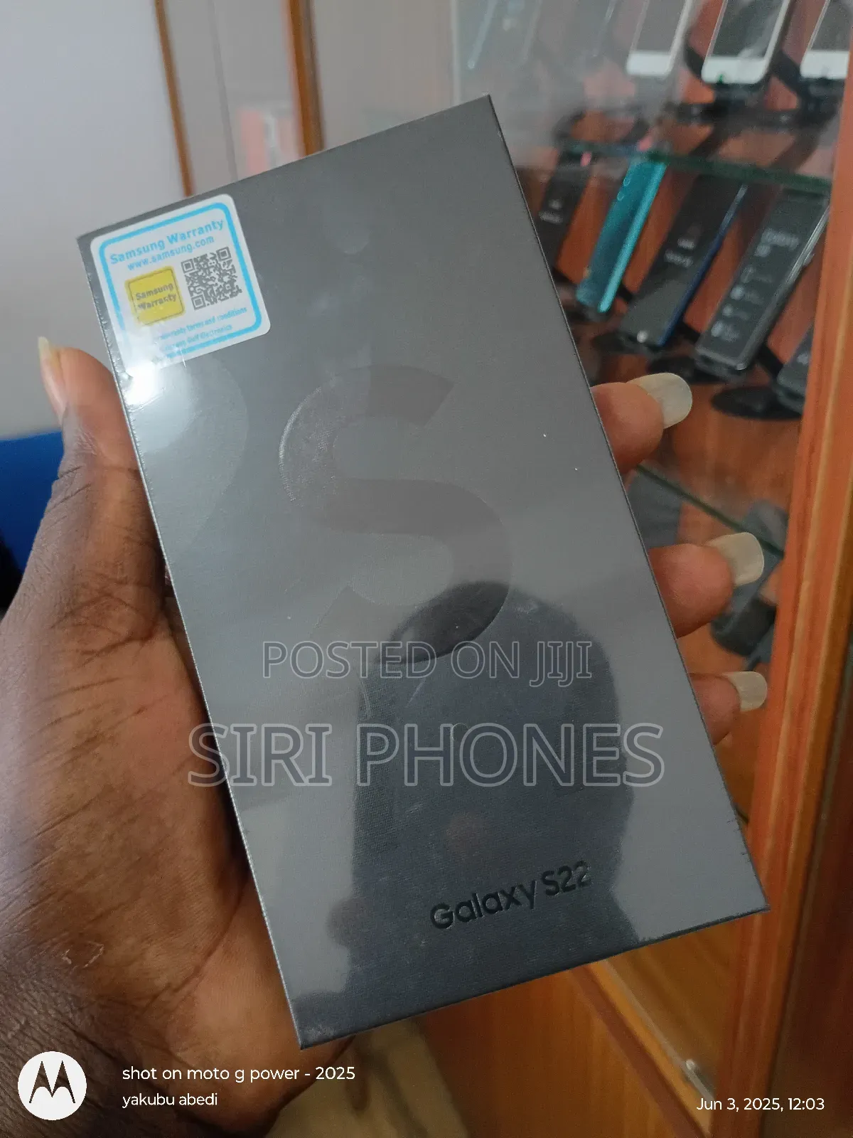 New Samsung Galaxy S22 5G 256 GB Black