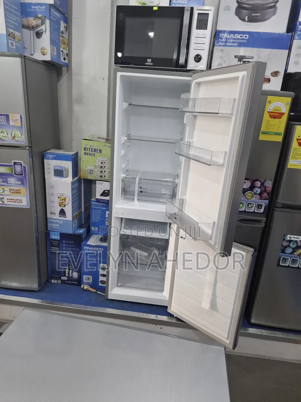 Convenient Storage Midea Fridge 174 Litres