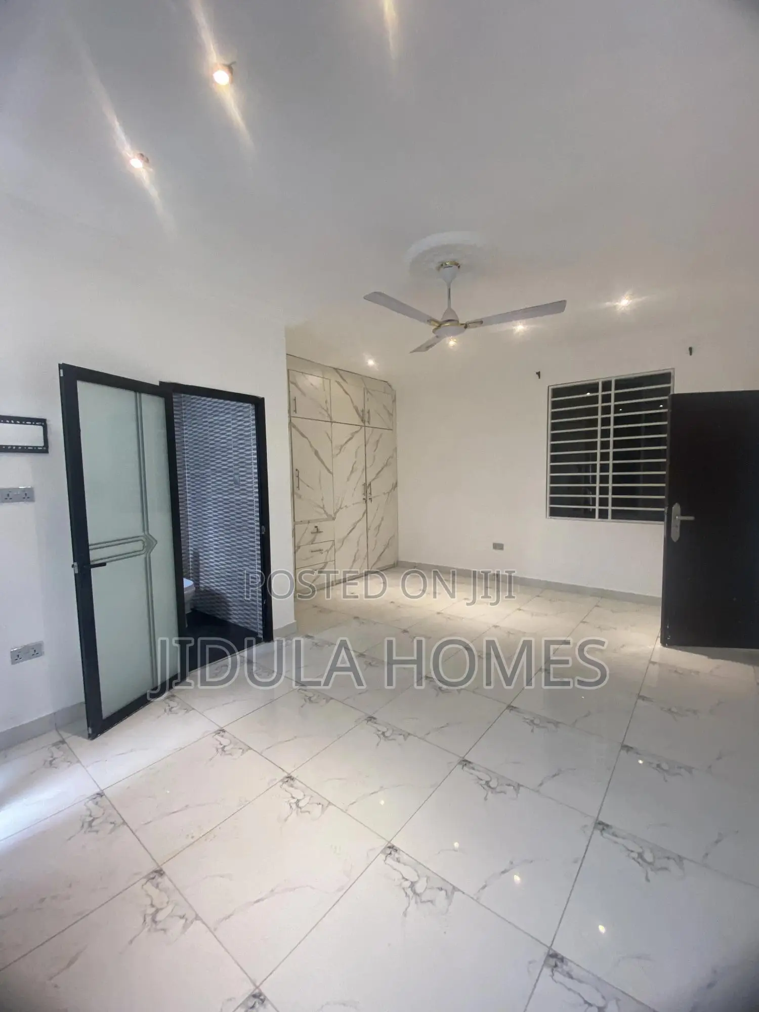 2bdrm Apartment in Botwe Nanakrom, Nmai-Dzorn for rent