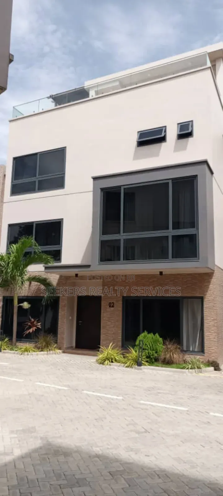 4bdrm Townhouse/Terrace in Seekers Realty, Roman Ridge for sale