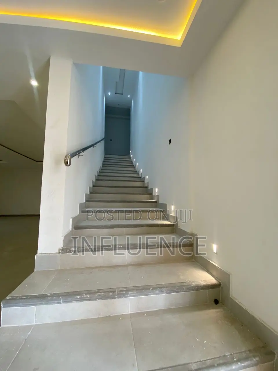 4bdrm House in Palace Mall Area, East Legon for sale