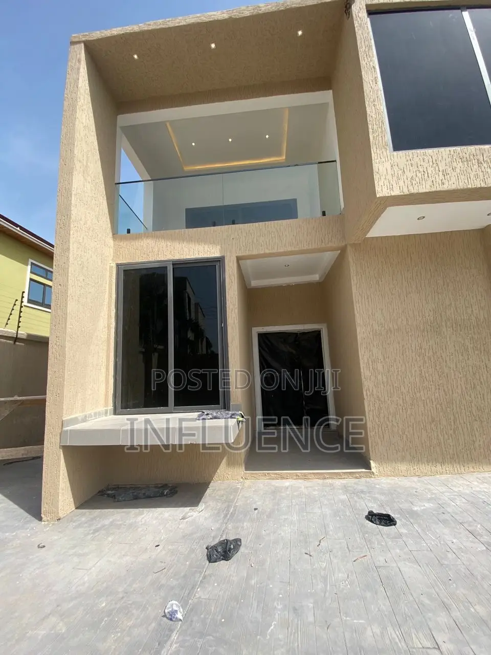 4bdrm House in Palace Mall Area, East Legon for sale