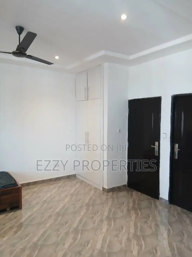 1bdrm Apartment in Adringanor East for rent