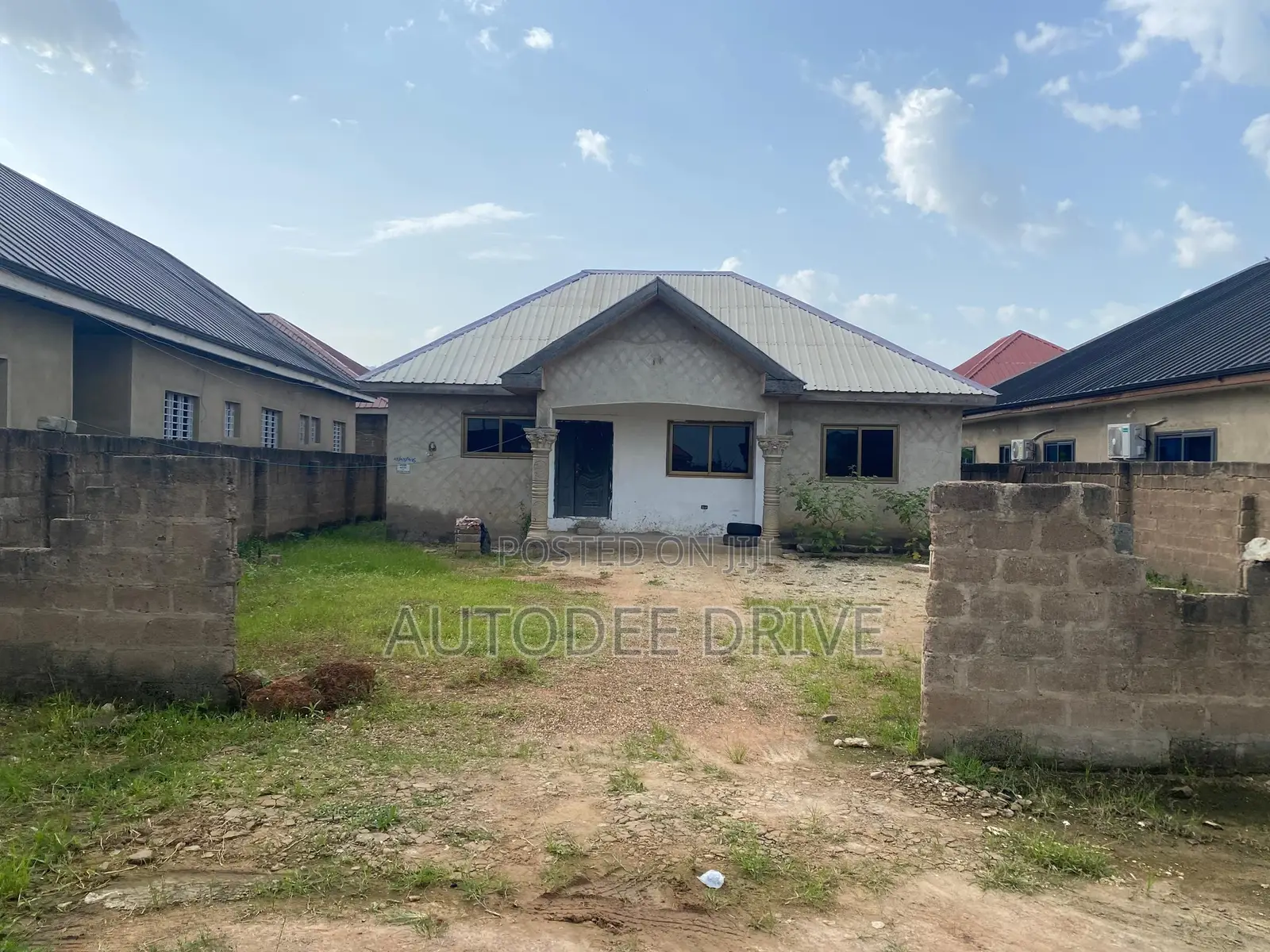 Furnished 3bdrm House in Ayikuma, Accra Metropolitan for sale