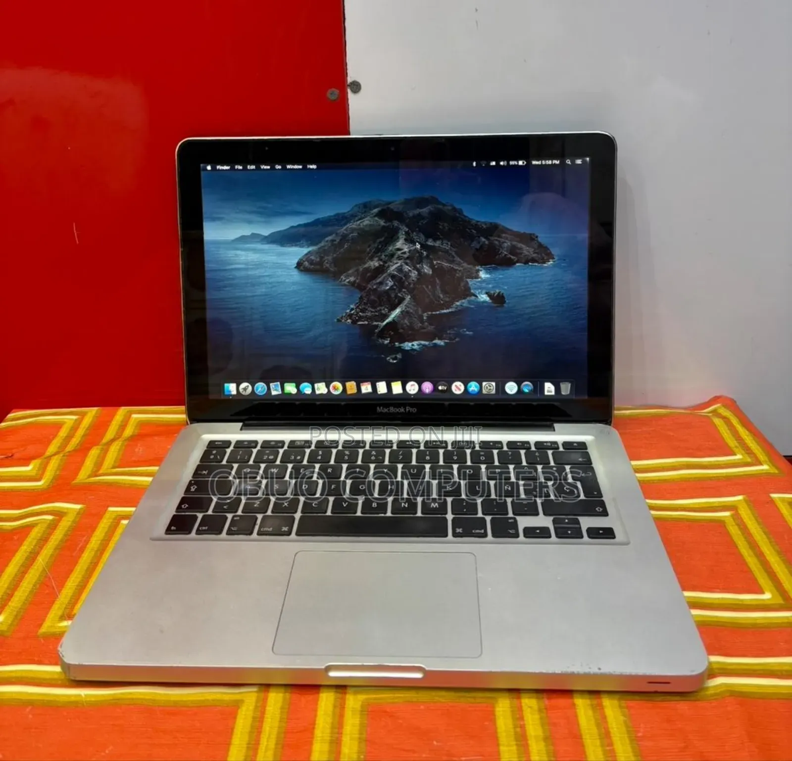 Laptop Apple MacBook Pro 6GB Intel Core I5 SSD 128GB