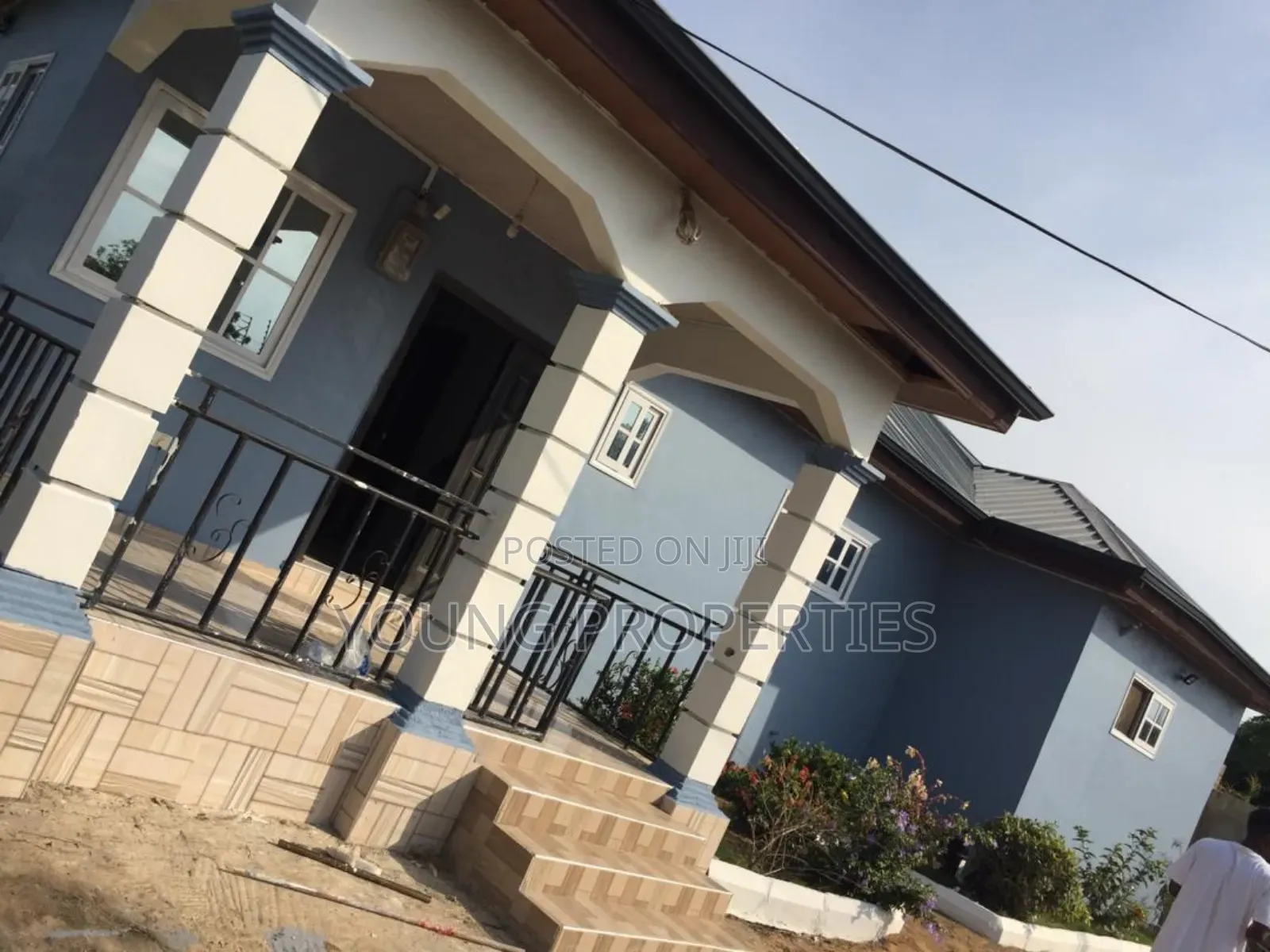 2bdrm House in Kasoa Nurses for sale