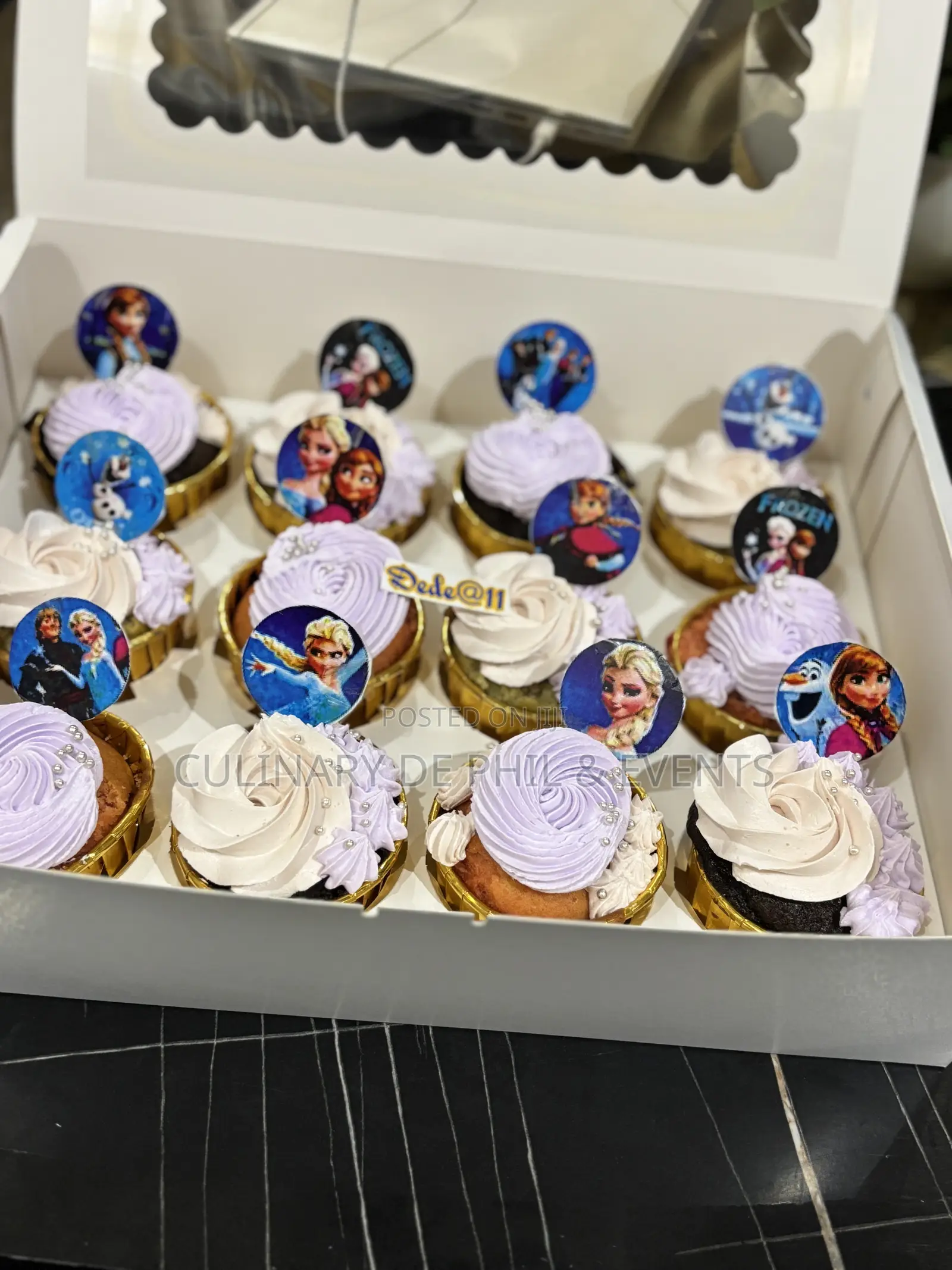 12pcs Cupcakes for 280cds