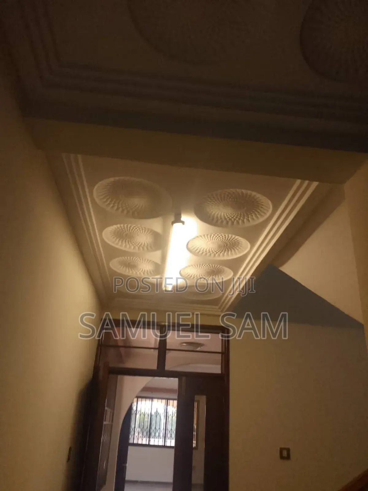 4bdrm House in Sos, Tema Metropolitan for rent