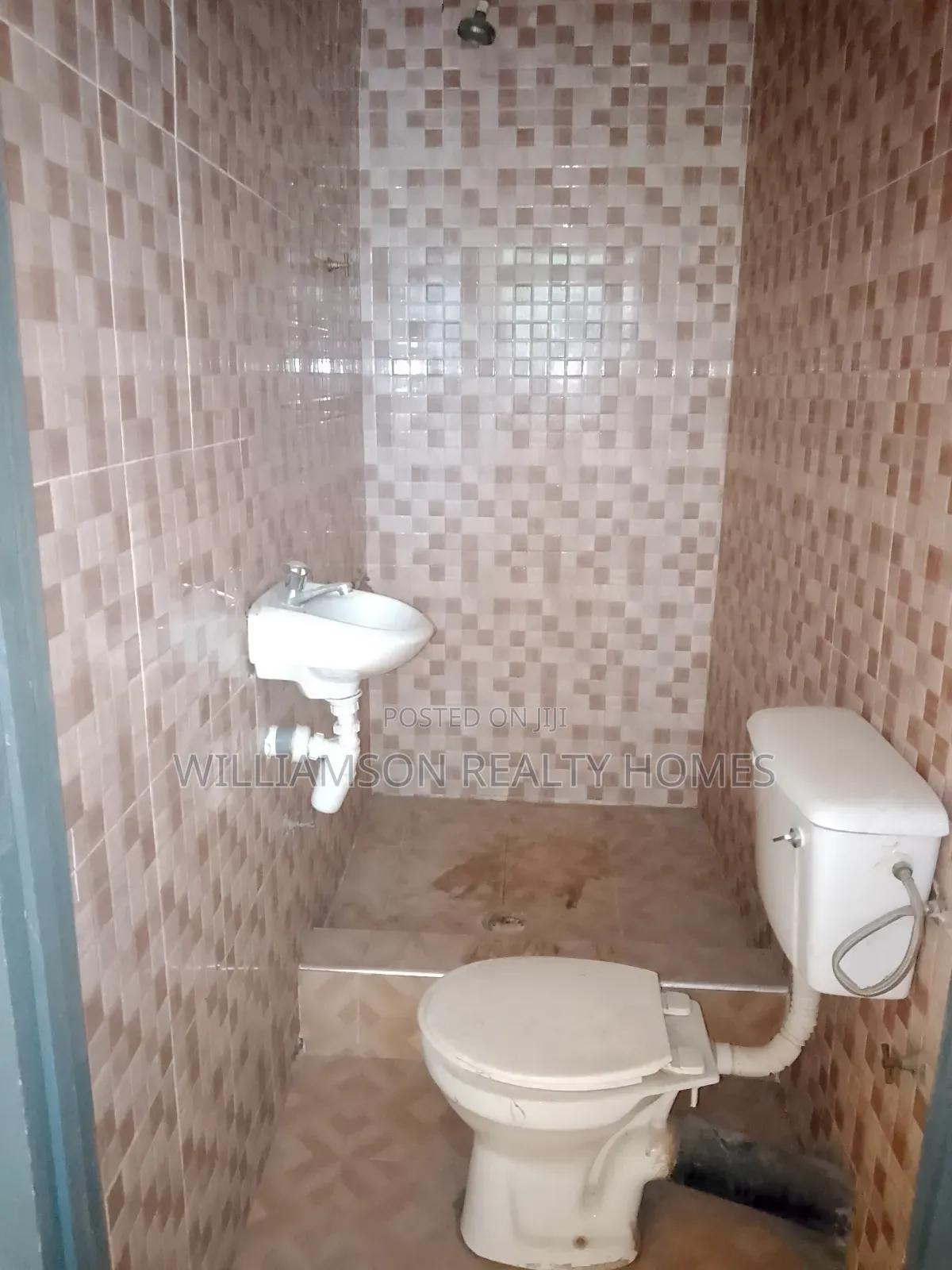 2bdrm Apartment in Hfc Estate Area, Spintex for rent