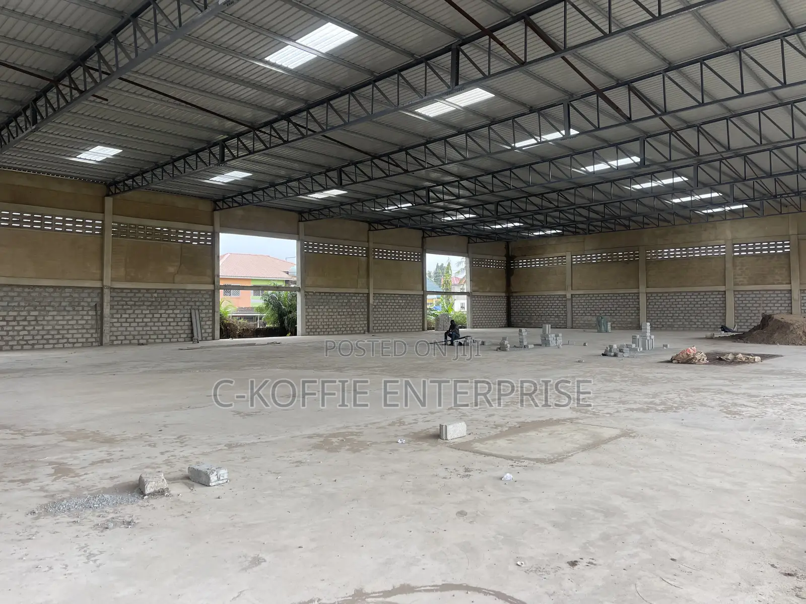 1750 SQM Warehouse at North Industrial Area