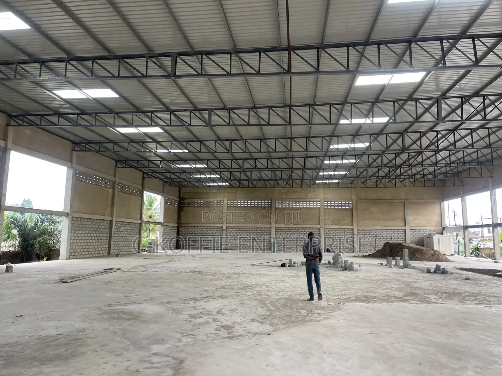 1750 SQM Warehouse at North Industrial Area