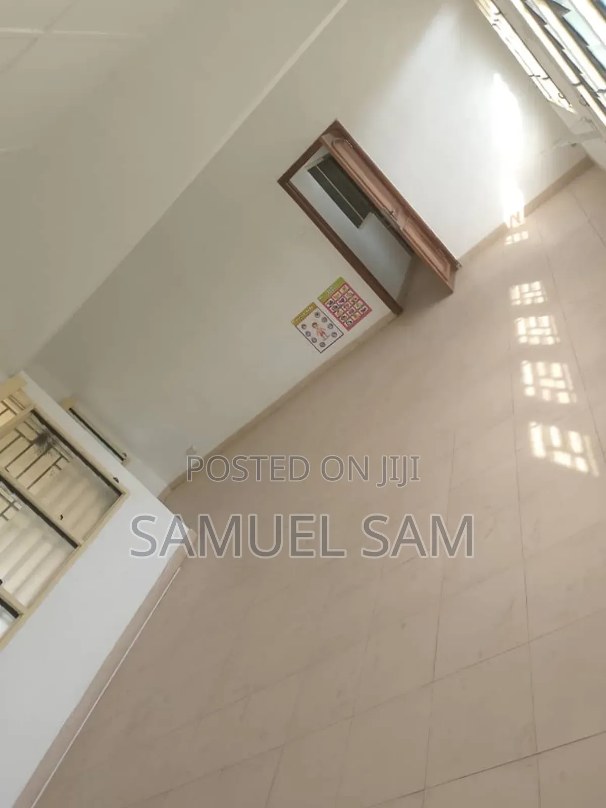 5bdrm House in Sos, Tema Metropolitan for rent