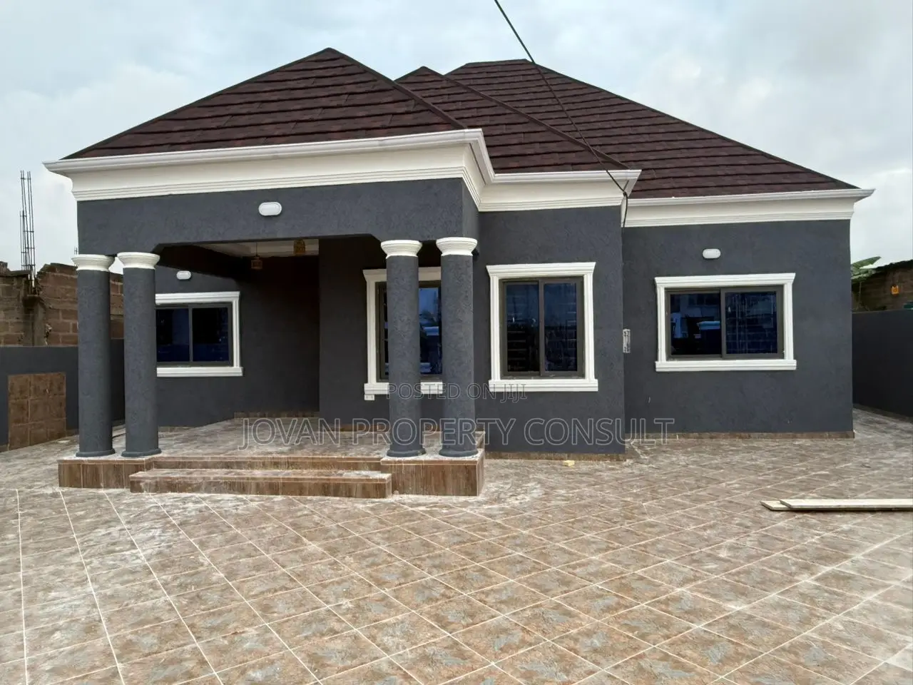3bdrm House in Ablekuma Odumasi, Ga West Municipal for sale