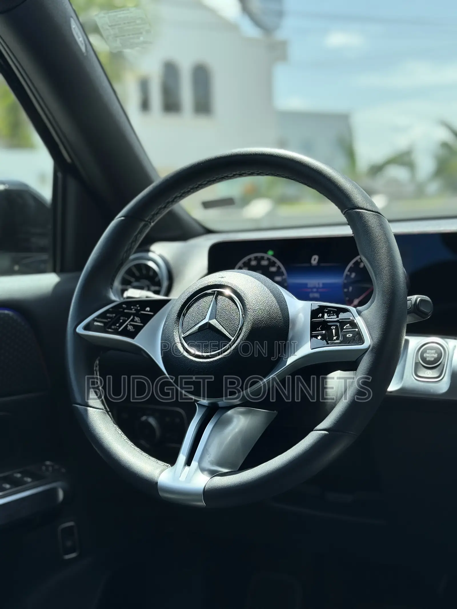 Mercedes-Benz GLB-Class 2024 Black