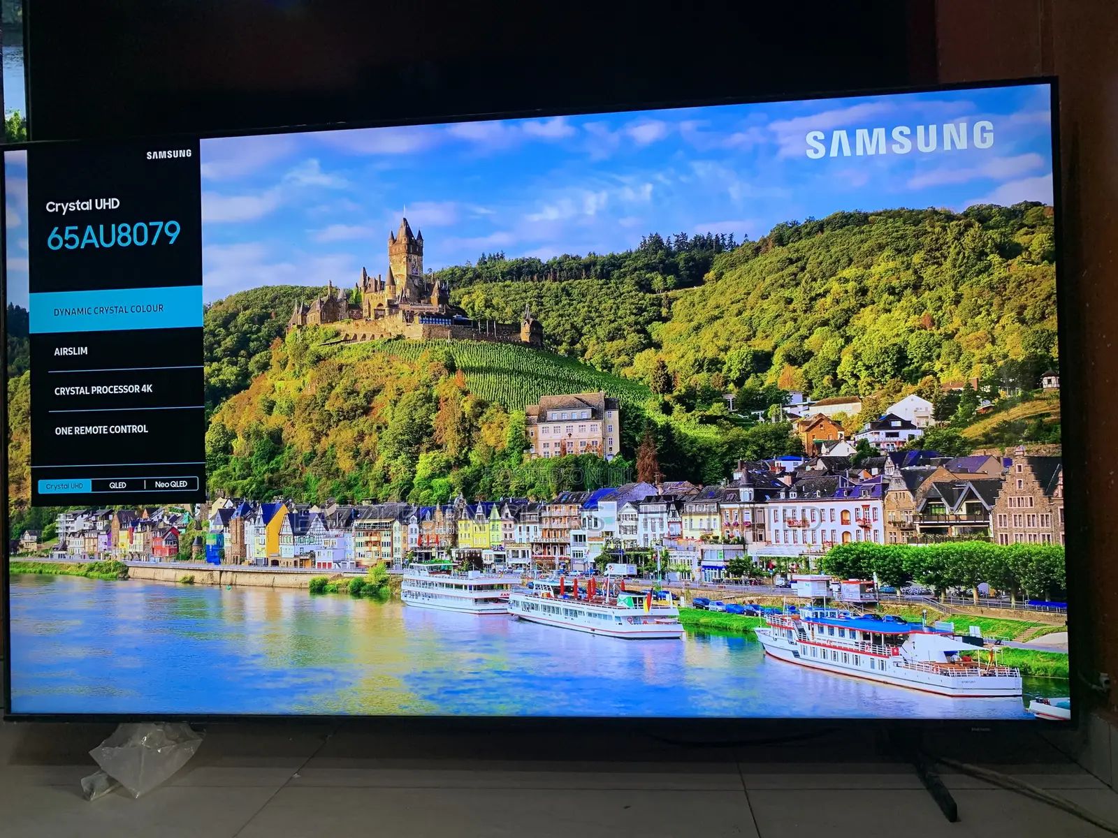 Air Slim Extra Thin Samsung Series 8 Crystal Uhd 65 Tv