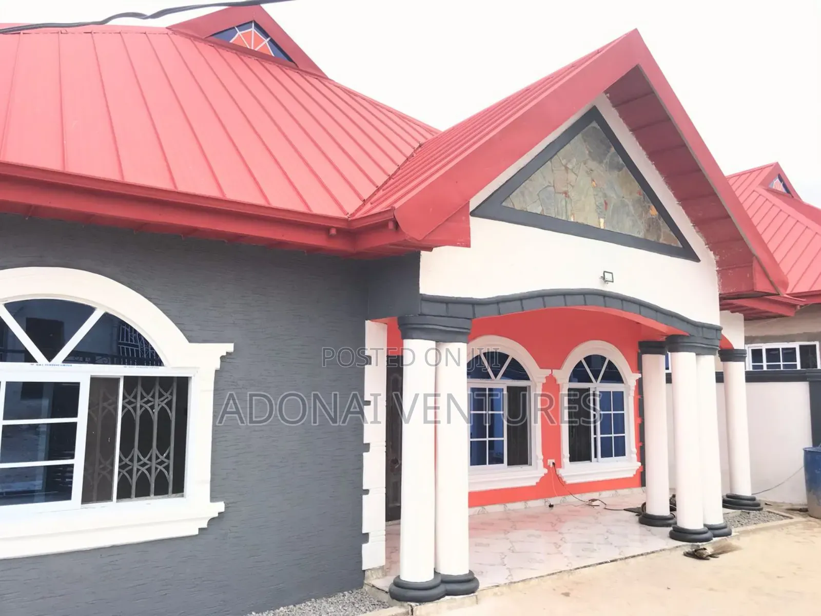 4bdrm House in Abrepo Asuobonteng, Kumasi Metropolitan for sale