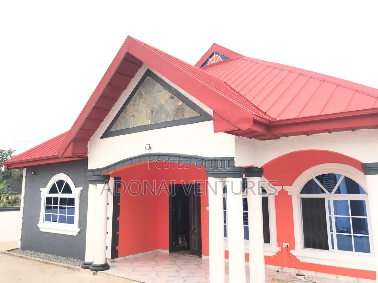 4bdrm House in Abrepo Asuobonteng, Kumasi Metropolitan for sale