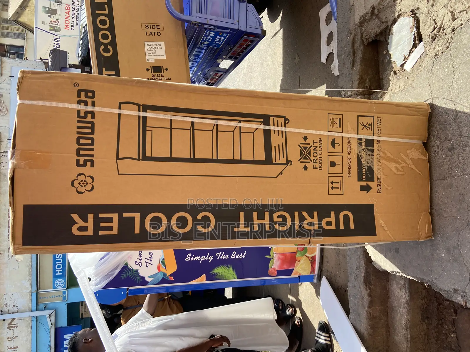 Snowsea Display Fridge 238 Liters