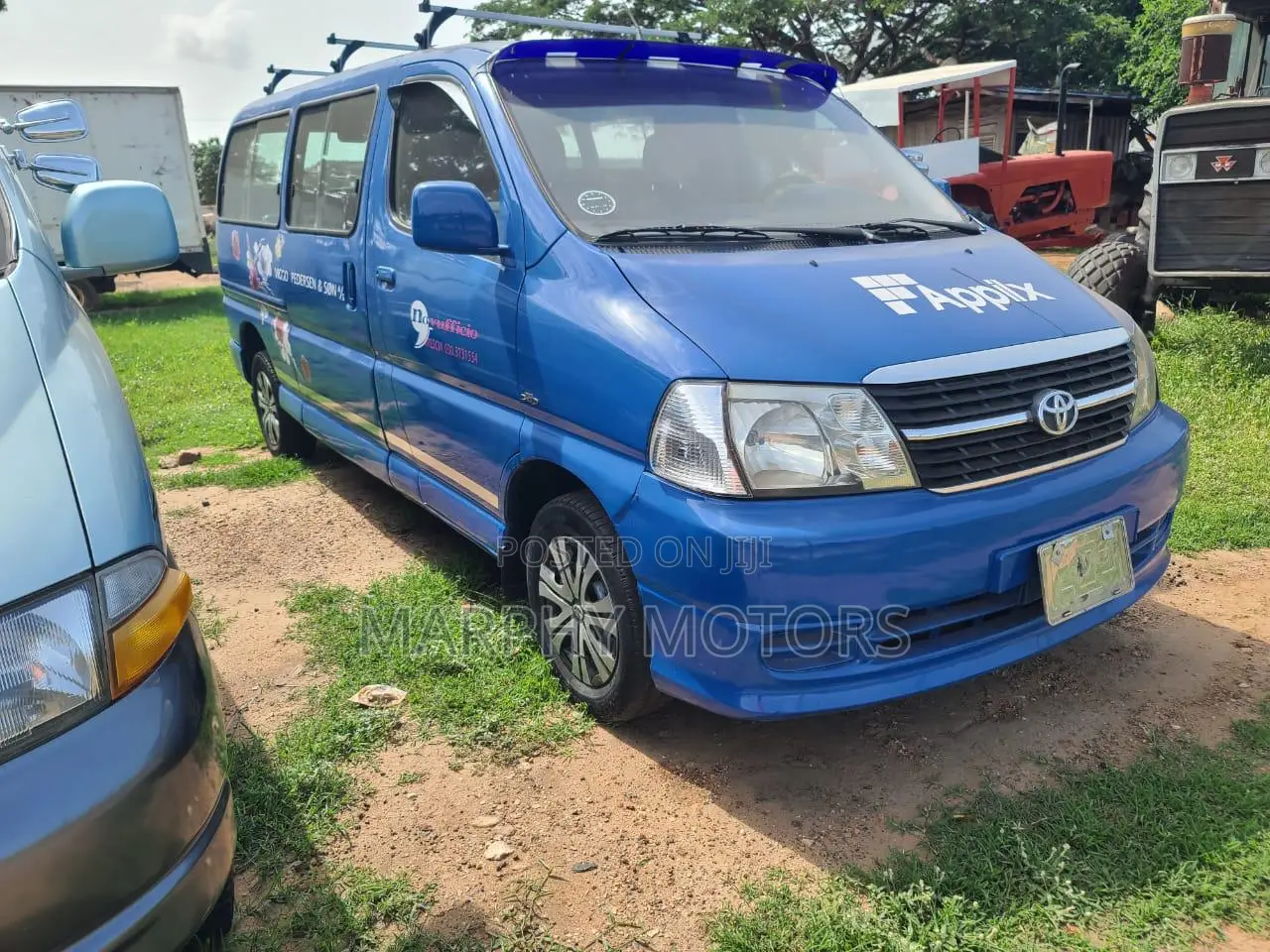 Toyota HiAce 2008 Black