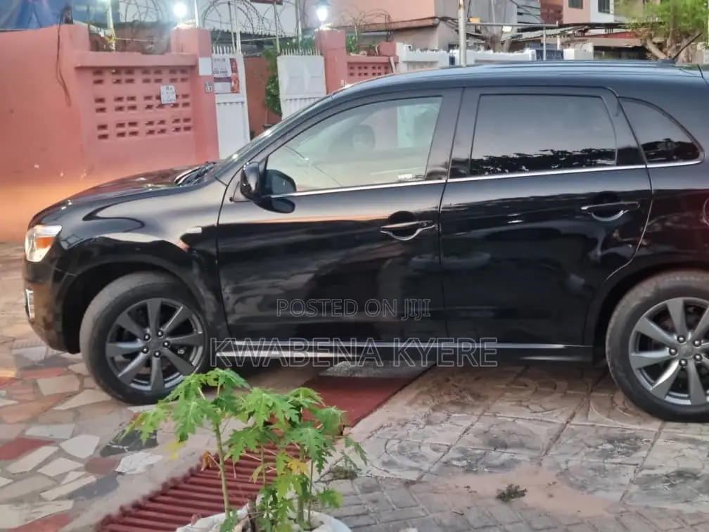 Mitsubishi Outlander Sport SE 2015 Black