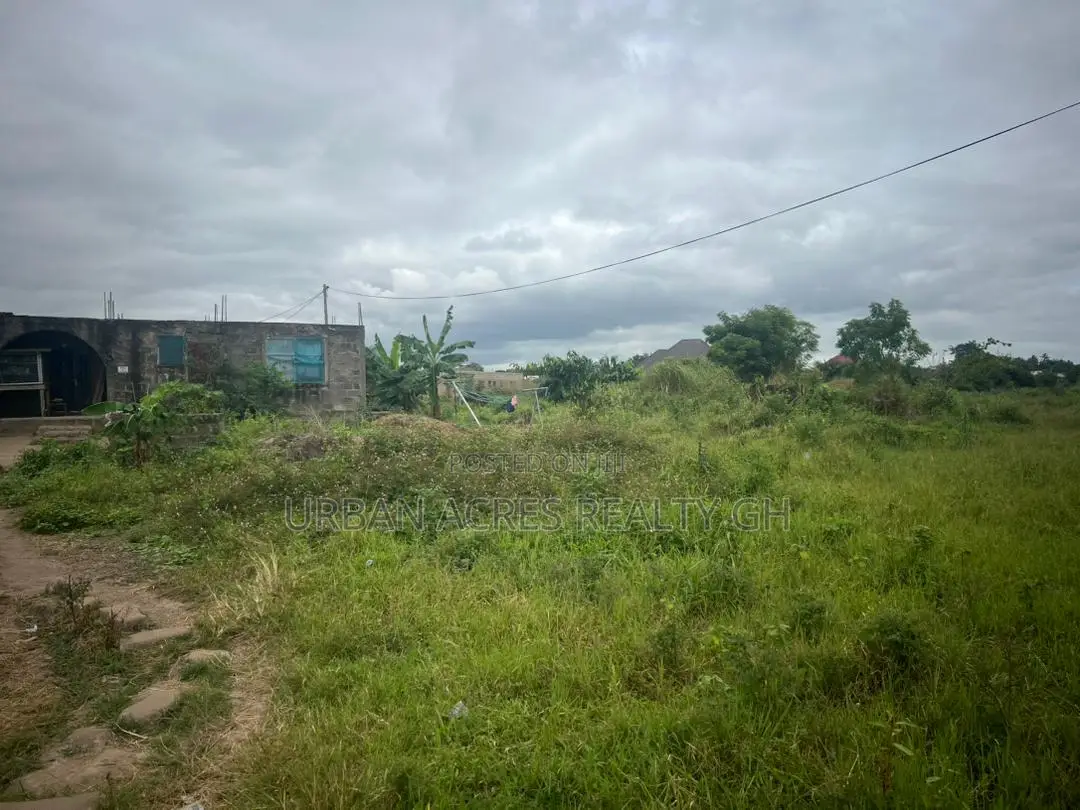 W.R - Takoradi, (Kansawrodo) _ 6 Plots of Building Land