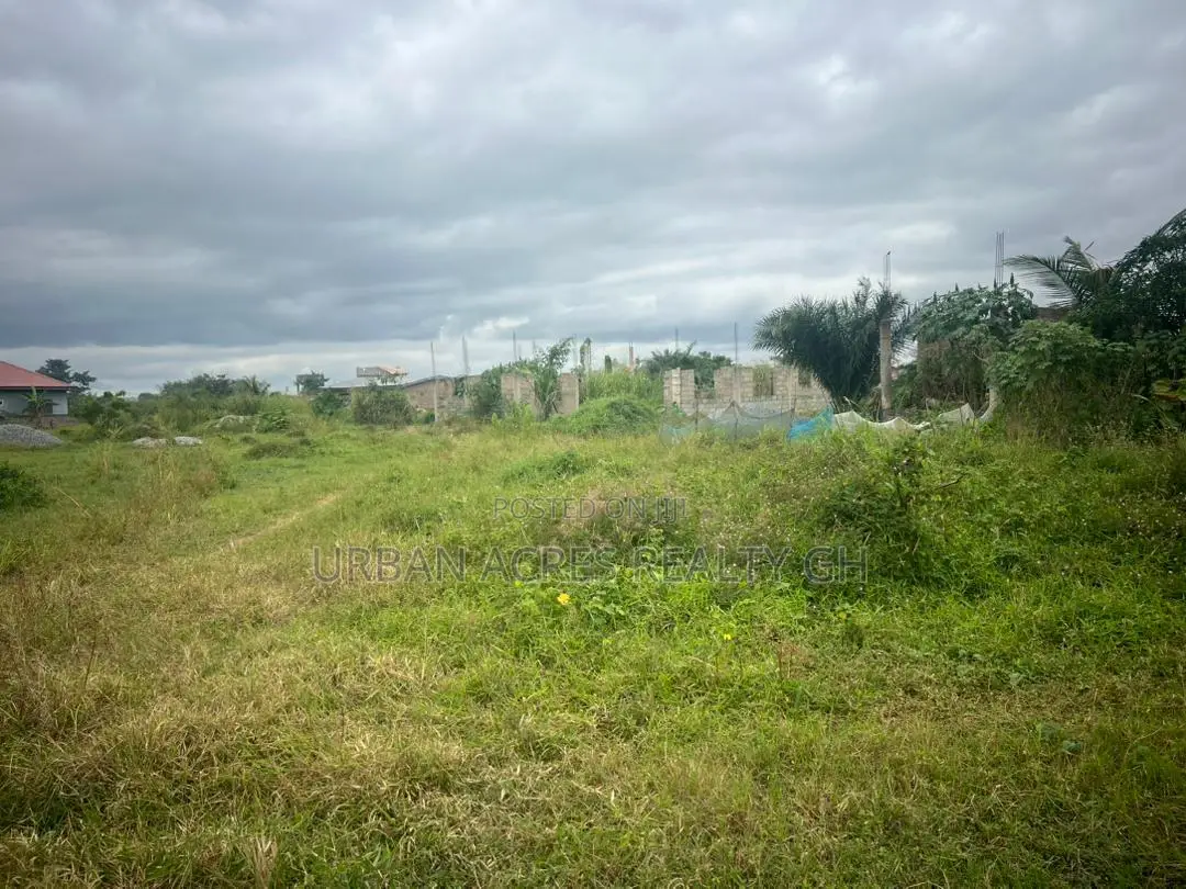 W.R - Takoradi, (Kansawrodo) _ 6 Plots of Building Land