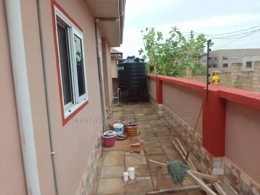 2bdrm House in Com25, Tema Metropolitan for sale