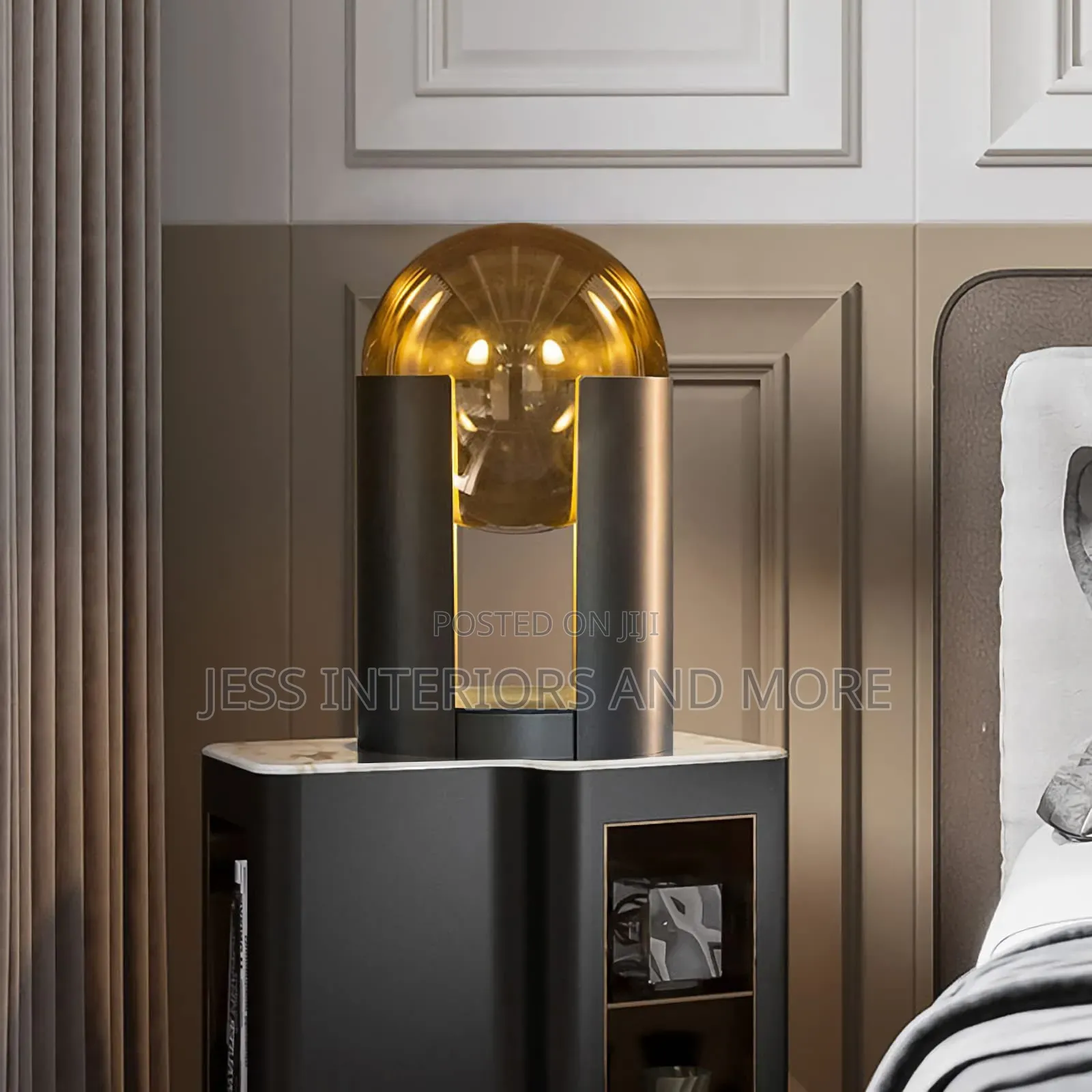 Table Lamp (Amber)