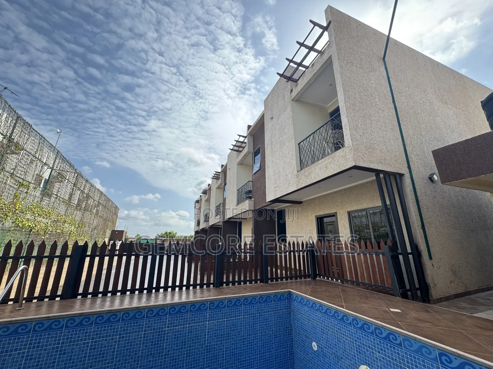 Furnished 2bdrm Townhouse / Terrace in East Legon Hills, Ashaley Botwe