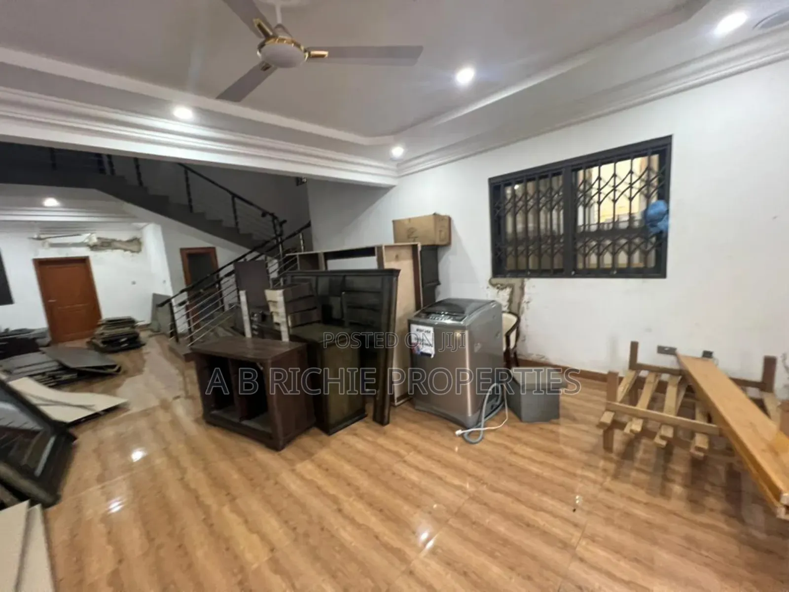 5bdrm House in Ab Richie Properties, Dzorwulu for rent