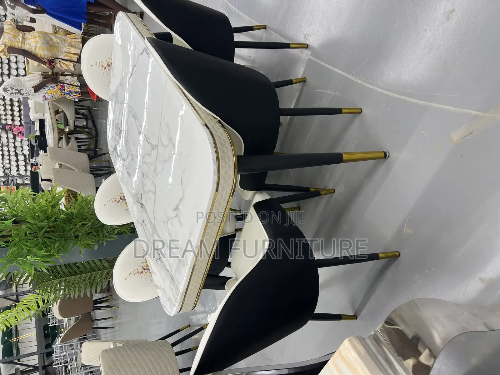 Quality Dining Set(6 Chairs)