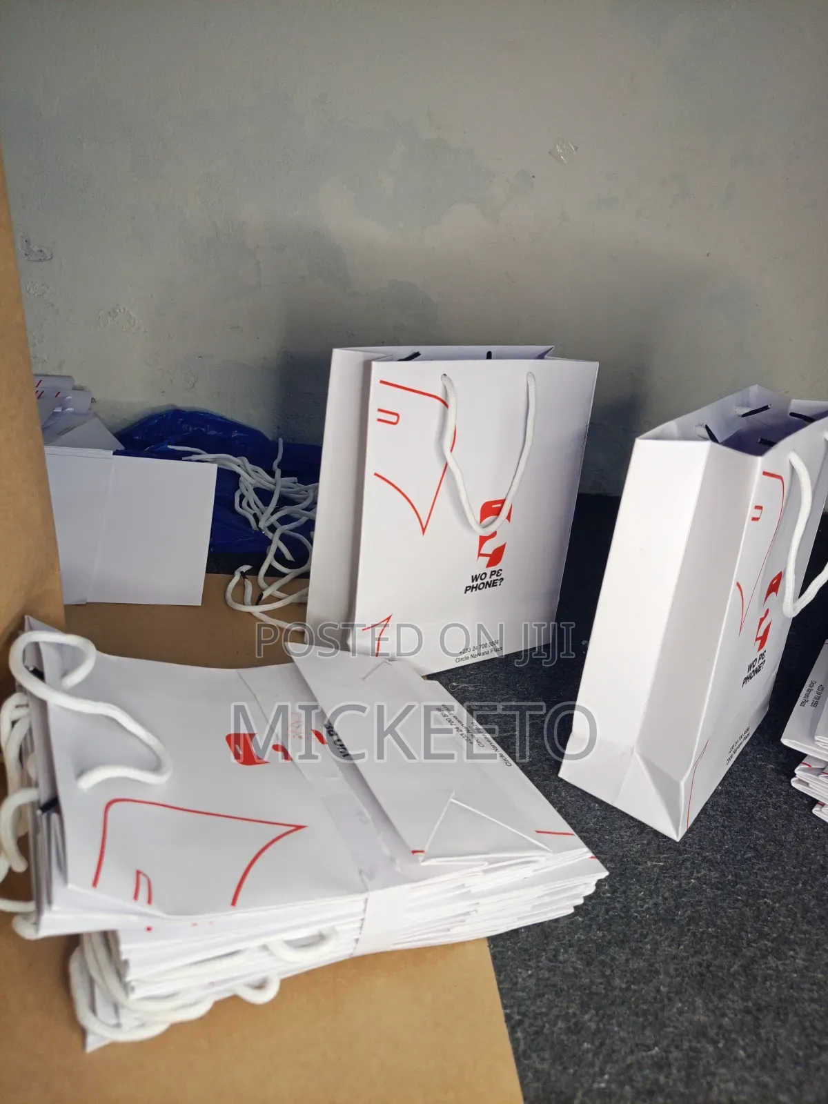 Elegant Paperbag for All Your Packing Needs