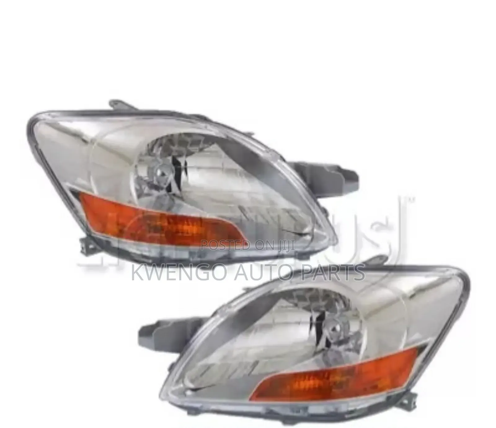Toyota Yaris Headlight Pair 2008 2009 2010 2011
