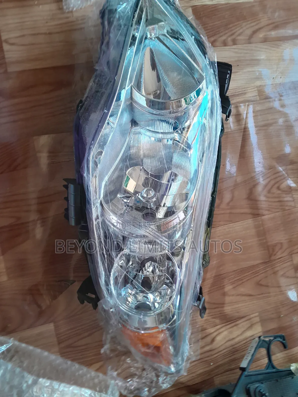 Toyota Corolla 2011,2012,2013 Headlight/Headlamp