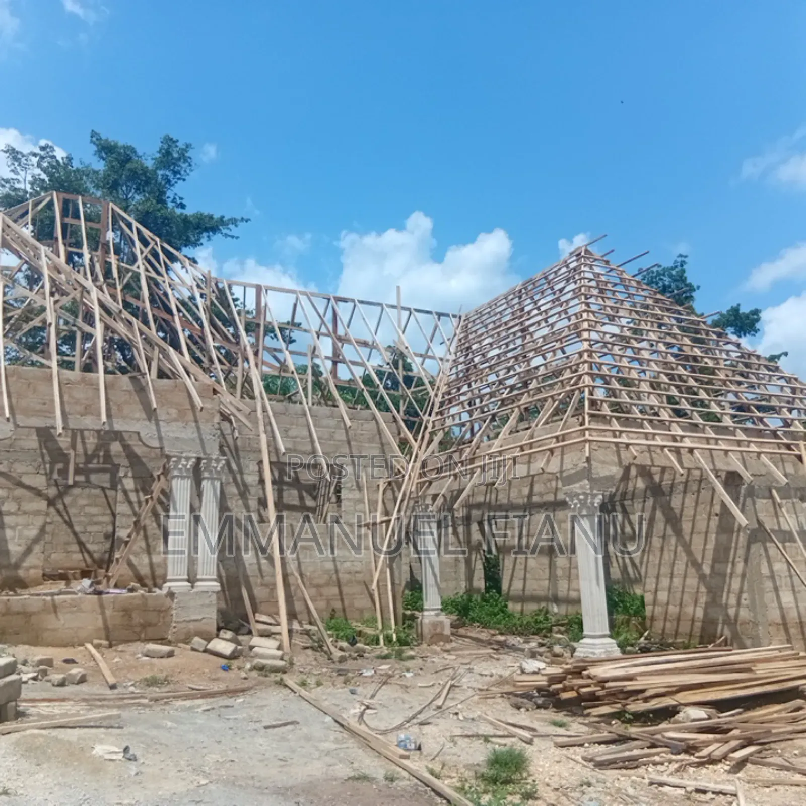Expert Carpenter in Ghana Call Me or Whatsapp