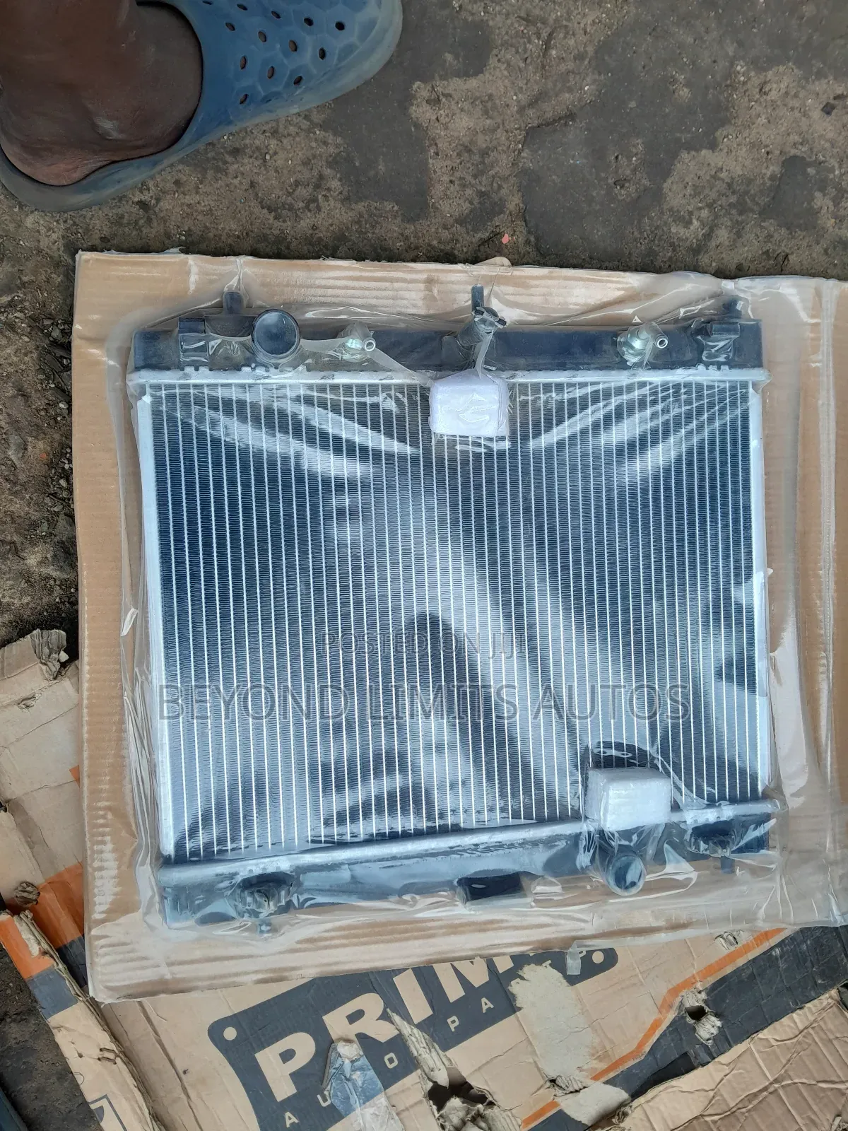 Toyota Yaris 2007,2008,2009,2010,2011 Radiator/Water Tank