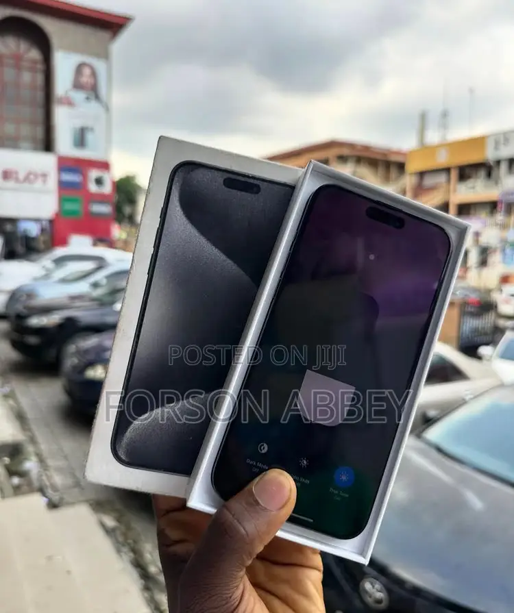 New Apple iPhone 15 Pro Max 256 GB Blue